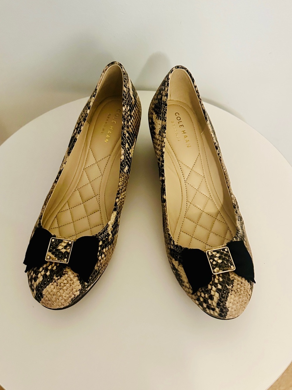 Cole Haan Snakeskin Print Bow Wedge Pumps Ballet Flats 7.5